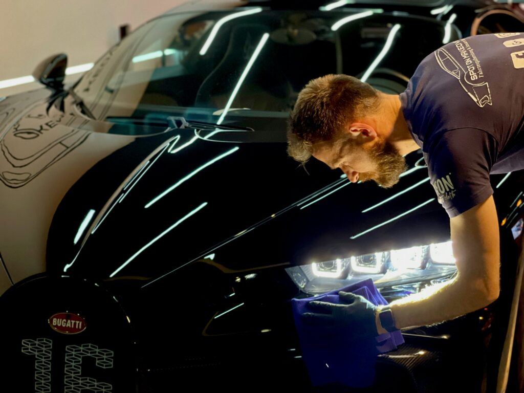 Mobile Luxury Car Detailing